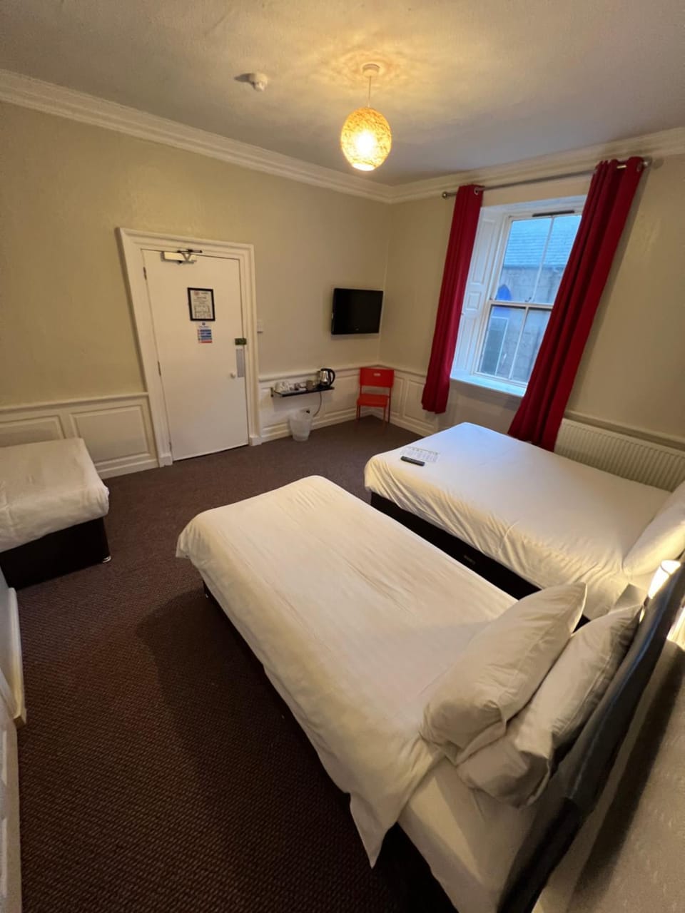Photo of the whole room