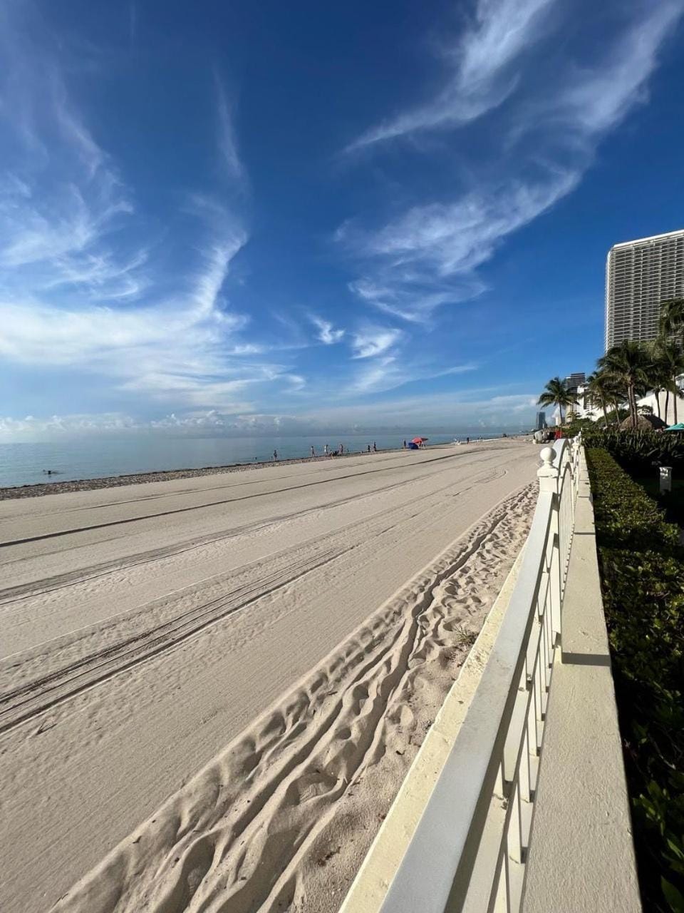 Miami Hollywood Awesome 2 Bedroom 2 Bathroom 003-22bvic Apartment in Hollywood Beach