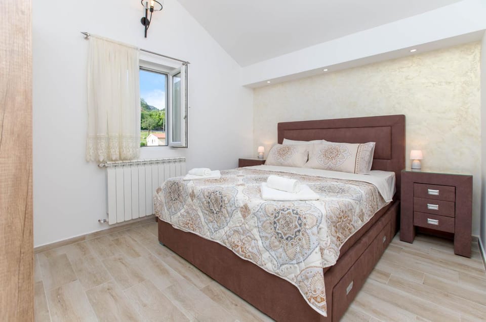 Apartment Kalle Apartment in Kotor Municipality