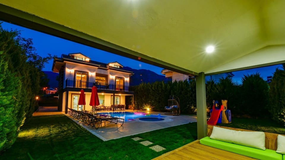 Patio, Garden, Garden view, Pool view, Swimming pool, sunbed