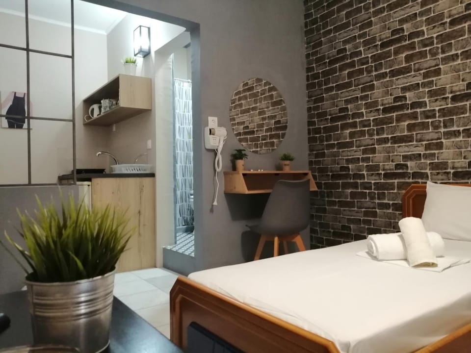 Hotel Efyra Hotel in Peloponnese, Western Greece and the Ionian