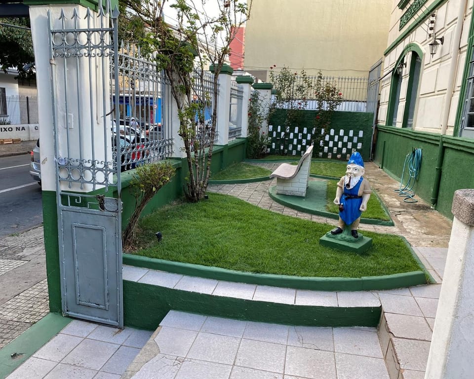 Day, Garden