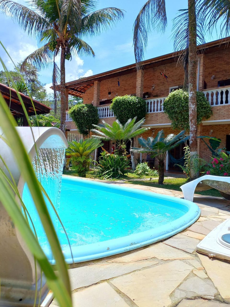 Swimming pool
