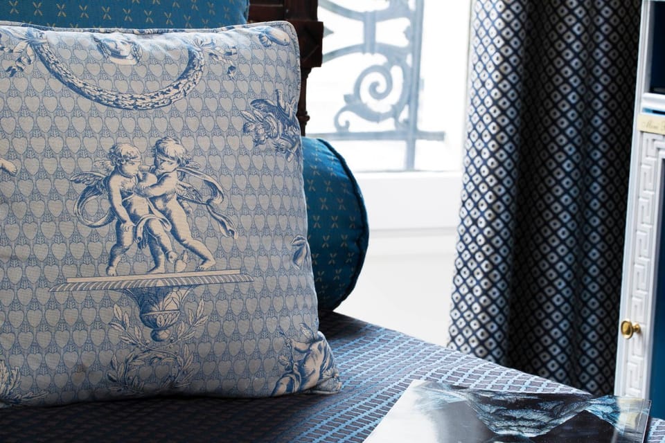 Decorative detail, Seating area