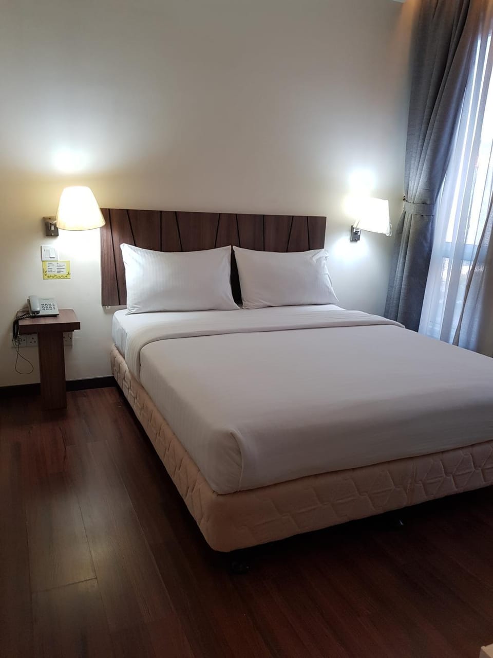Photo of the whole room