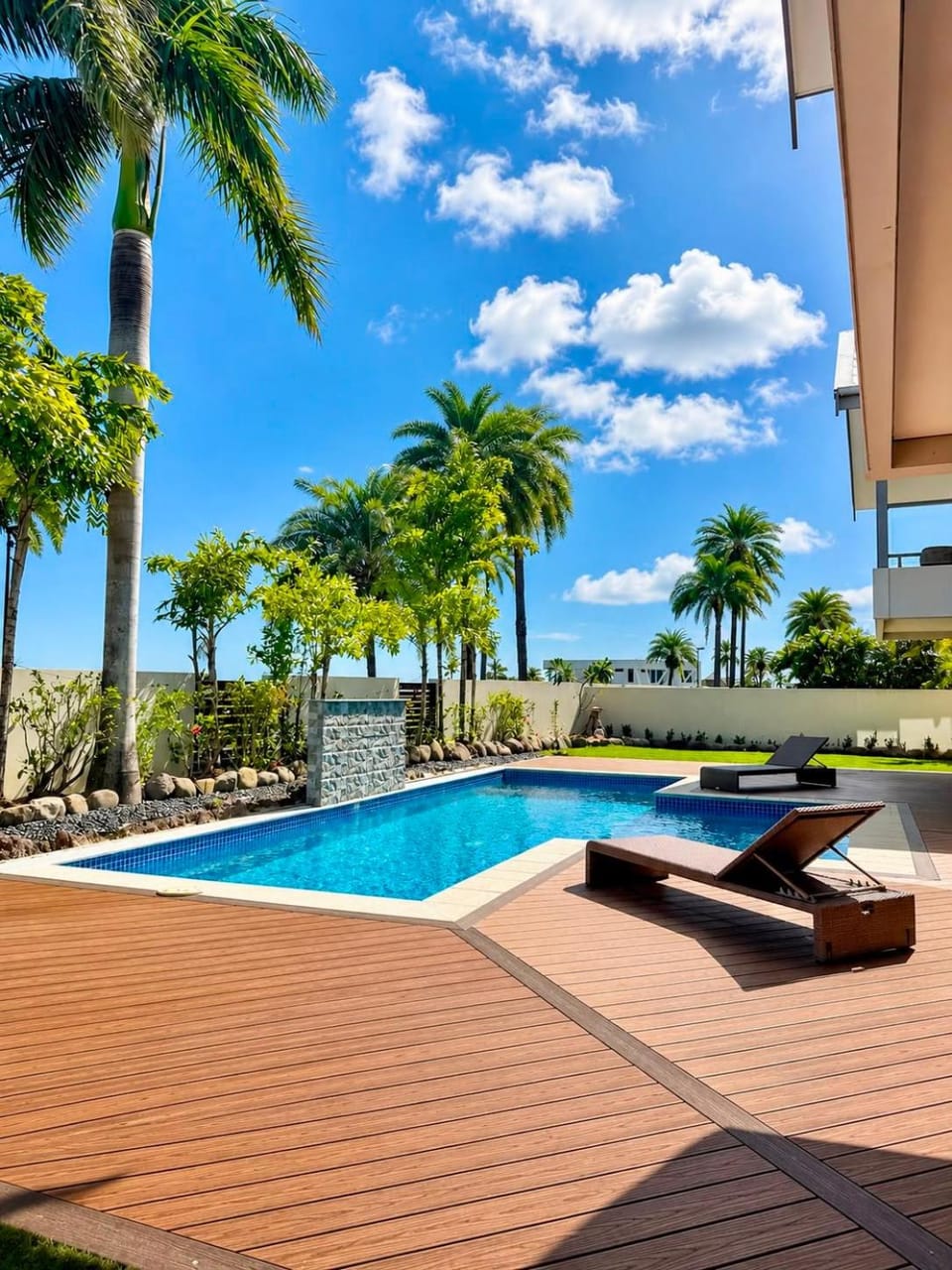 Patio, Day, Garden, Garden view, Pool view, Swimming pool, sunbed
