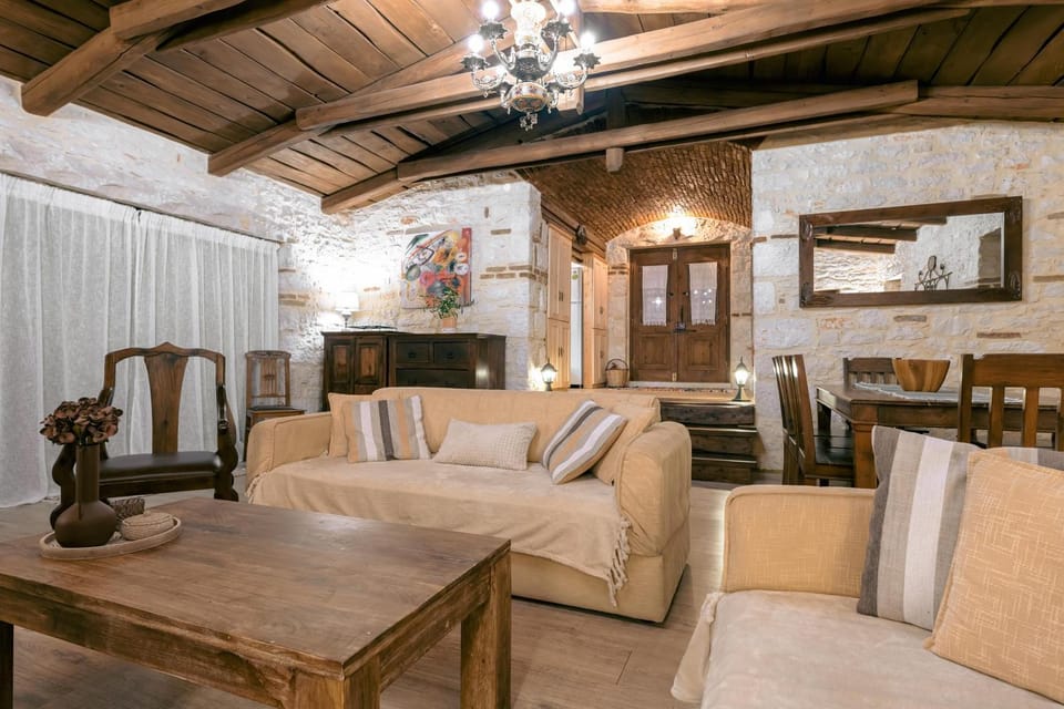 Seating area, Dining area