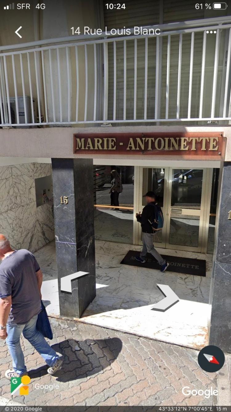 Facade/entrance