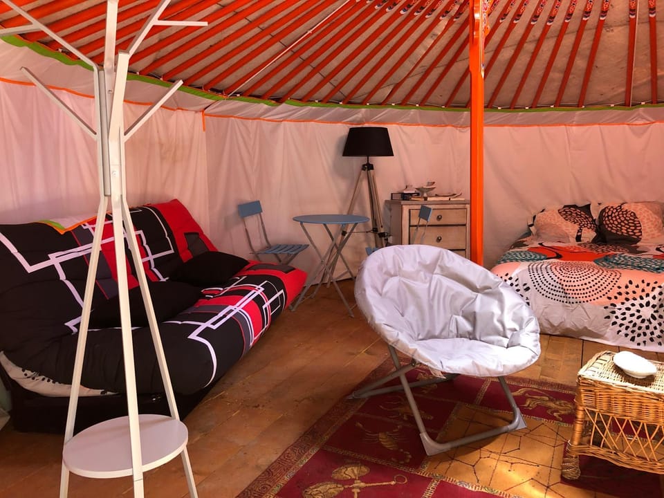 Yourte Mongole Luxury tent in Occitanie