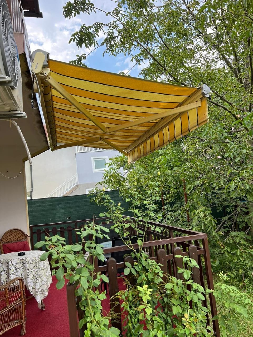Garden, Balcony/Terrace