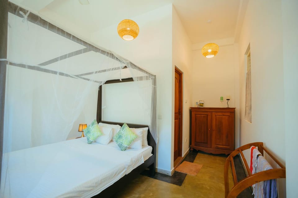 Bed, Photo of the whole room, Bedroom, towels, wardrobe