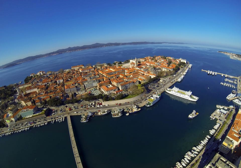 White Rooms Zadar345 Apartment in Zadar