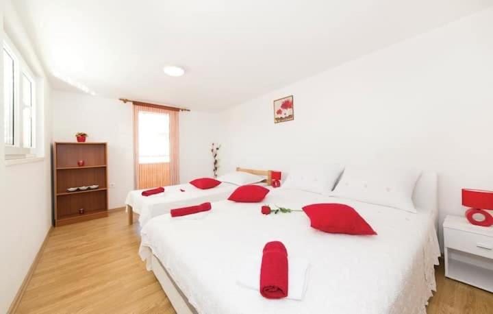 Villa Mijo Villa in Šibenik-Knin County, Croatia