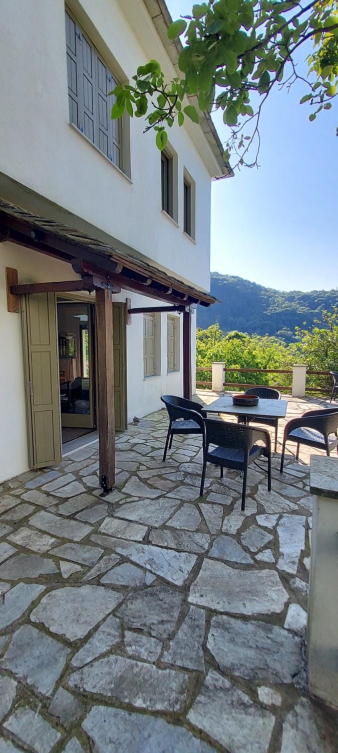 Deluxe house in Tsangarada Villa in Magnesia Prefecture, Greece