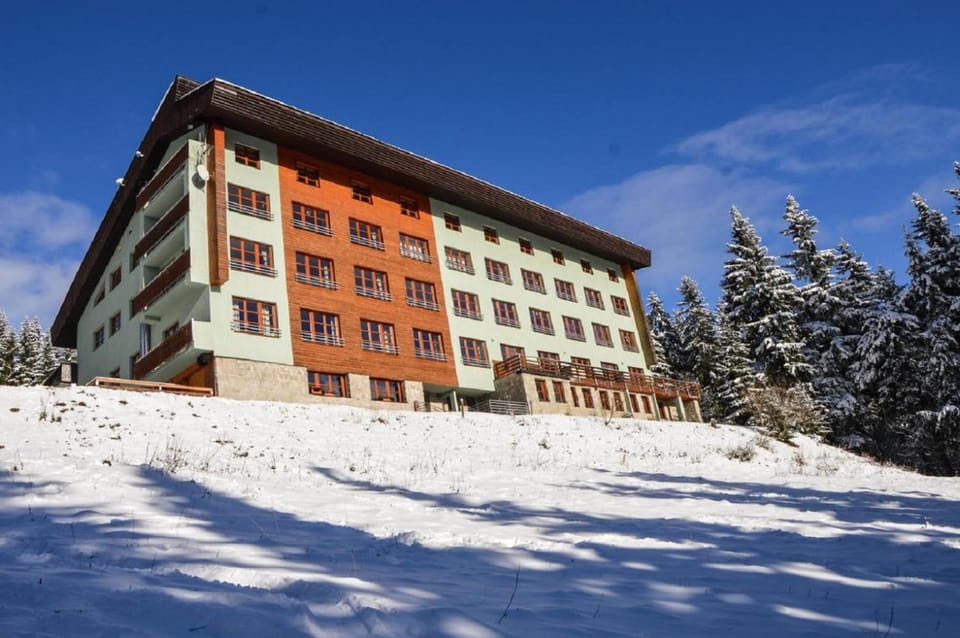 Property building, Winter