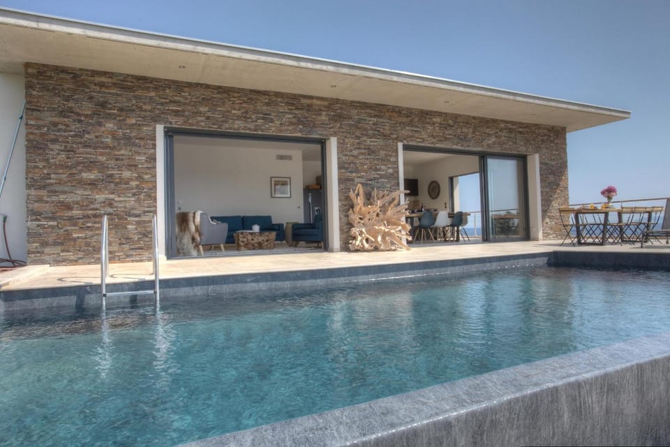 U Sole Castellare Villa in Corsica