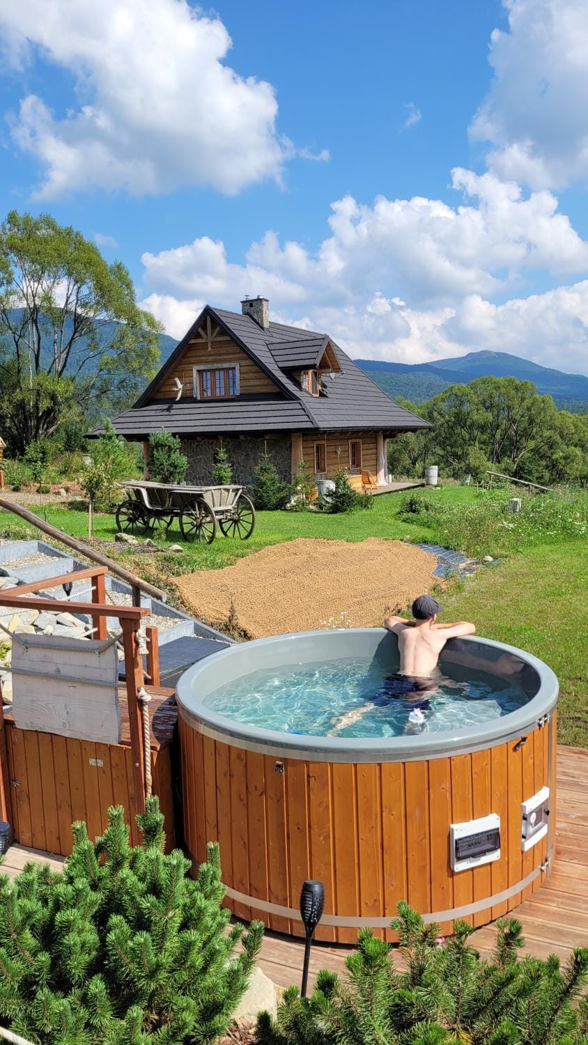 Hot Tub, Mountain view