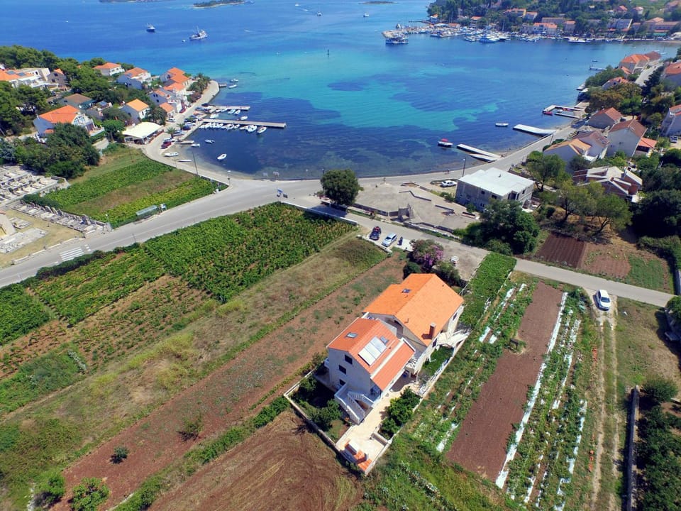 Patio, Bird's eye view, BBQ facilities, Garden, Sea view