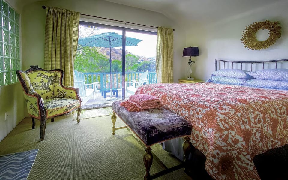 Bed, Photo of the whole room, Bedroom, River view