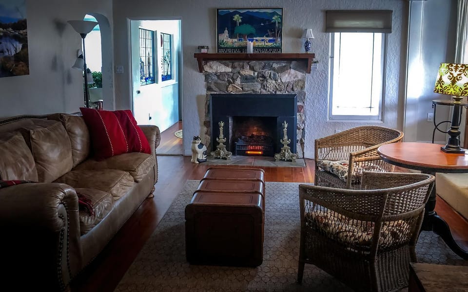 Living room, Seating area, flat iron