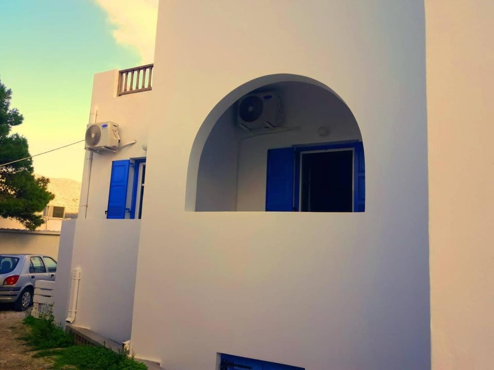 LARINΑKI'S STUDIO No1 Apartment in Decentralized Administration of the Aegean