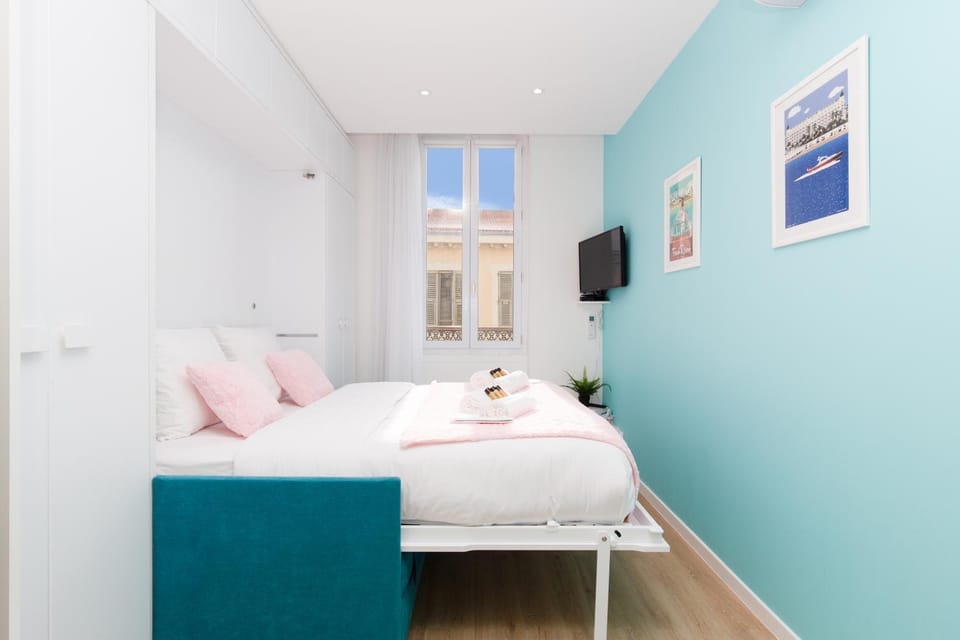L'Albion YourHostHelper Apartment in Cannes