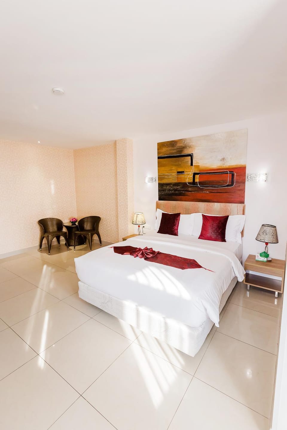 Photo of the whole room, Bedroom