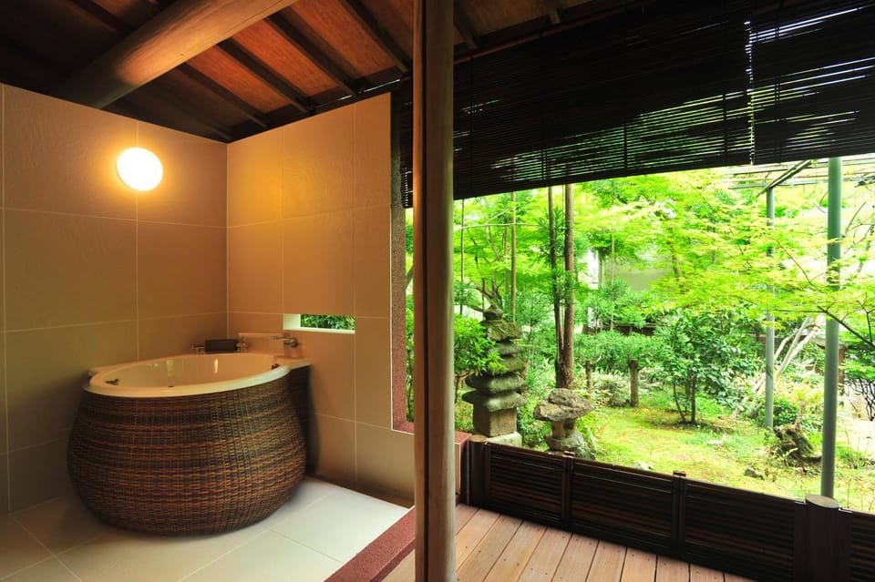 Garden, Bathroom, Decorative detail