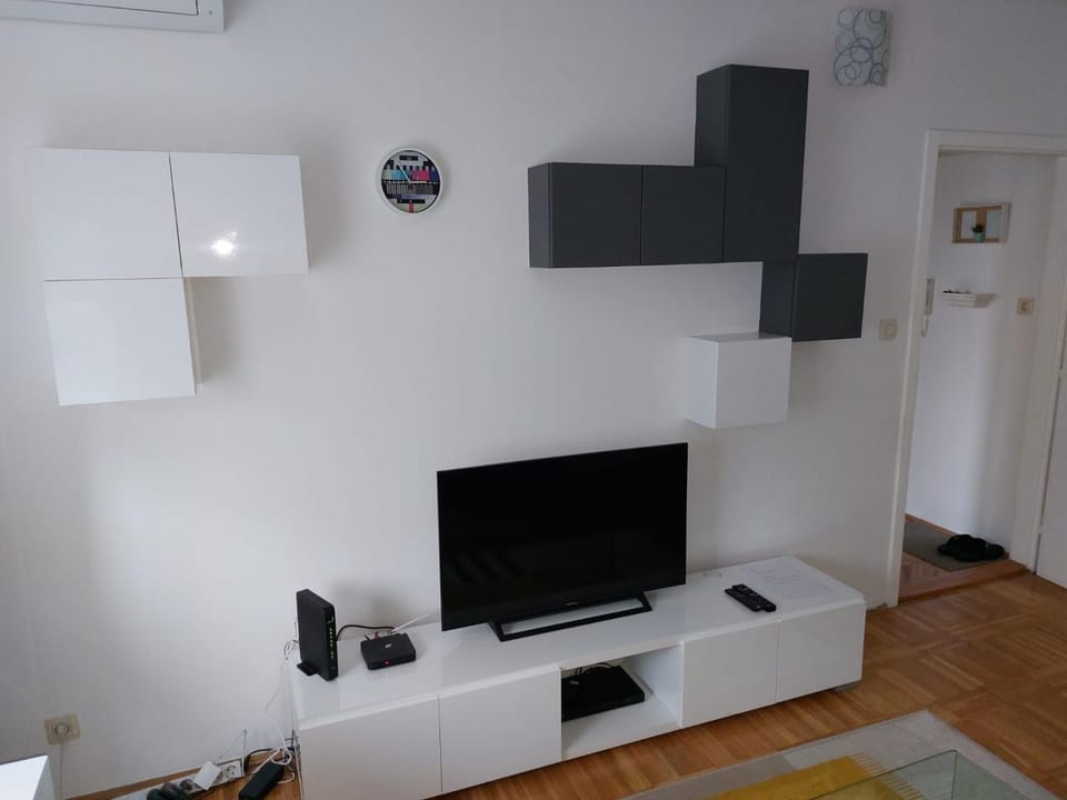 Mr. Pink Apartment in City of Zagreb