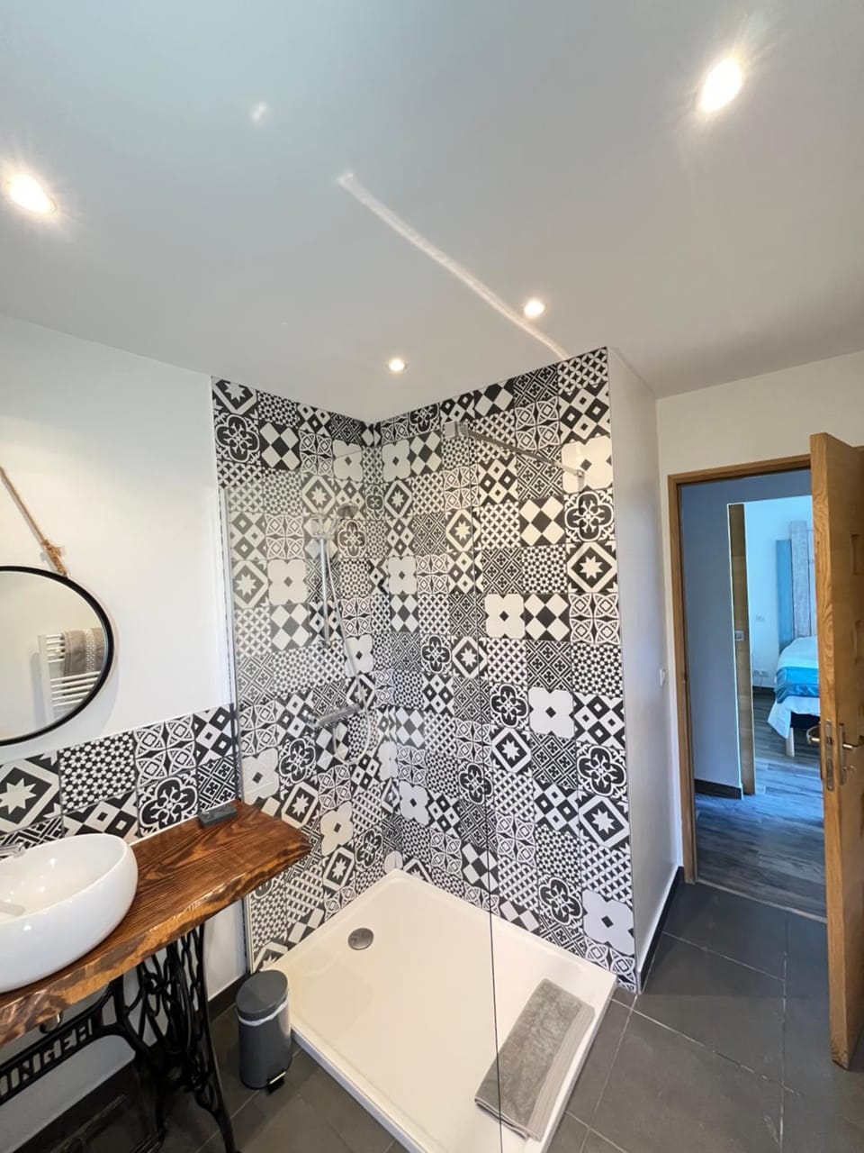 Shower, Bathroom