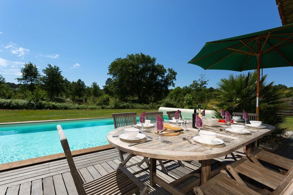 Swimming pool, Swimming pool