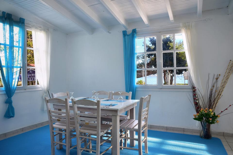 Villa Spiaggia Bianca - Beachfront House - Recently renovated House in Corfu, Greece