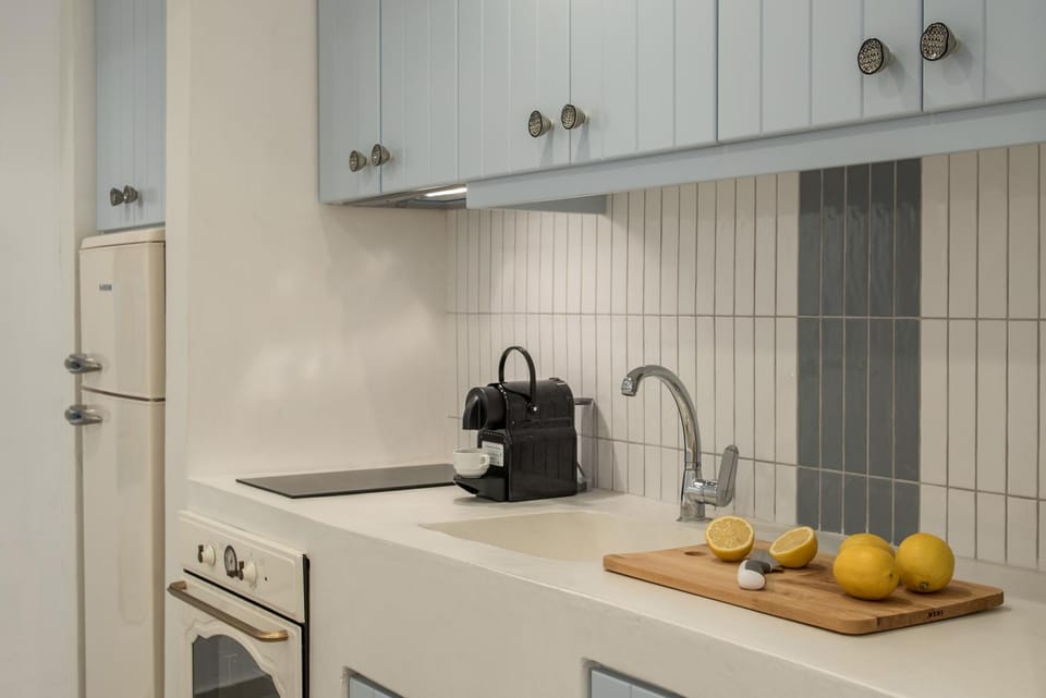 Coffee/tea facilities, Kitchen or kitchenette
