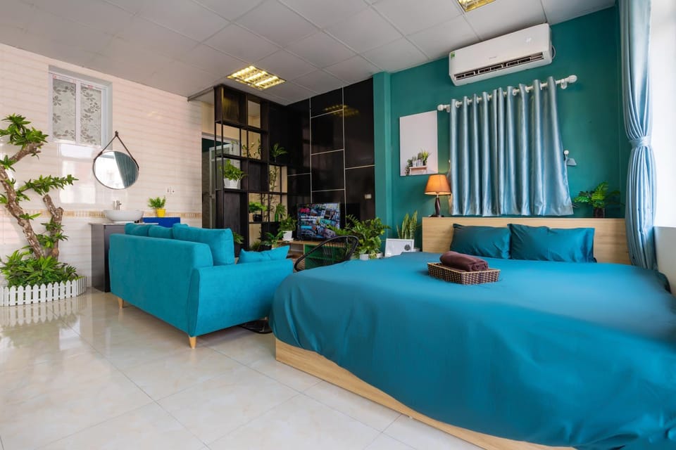 Communal lounge/ TV room, Living room, Bedroom