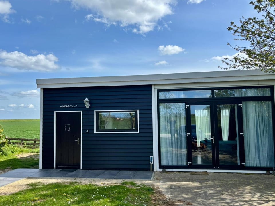 Waegen Uus Apartment in Wolphaartsdijk