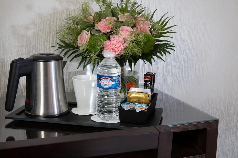 Toilet, Bathroom, Coffee/tea facilities, Bedroom