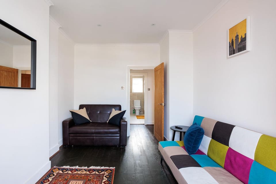 Entire luxurious flat sleeps 4 persons Apartment in London