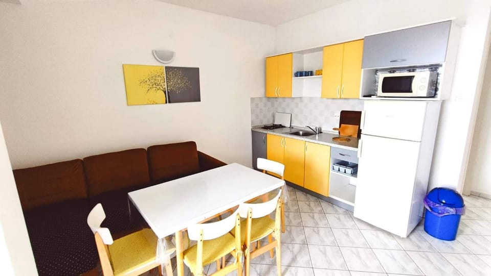 Lucija Apartmani Apartment in Šibenik-Knin County, Croatia