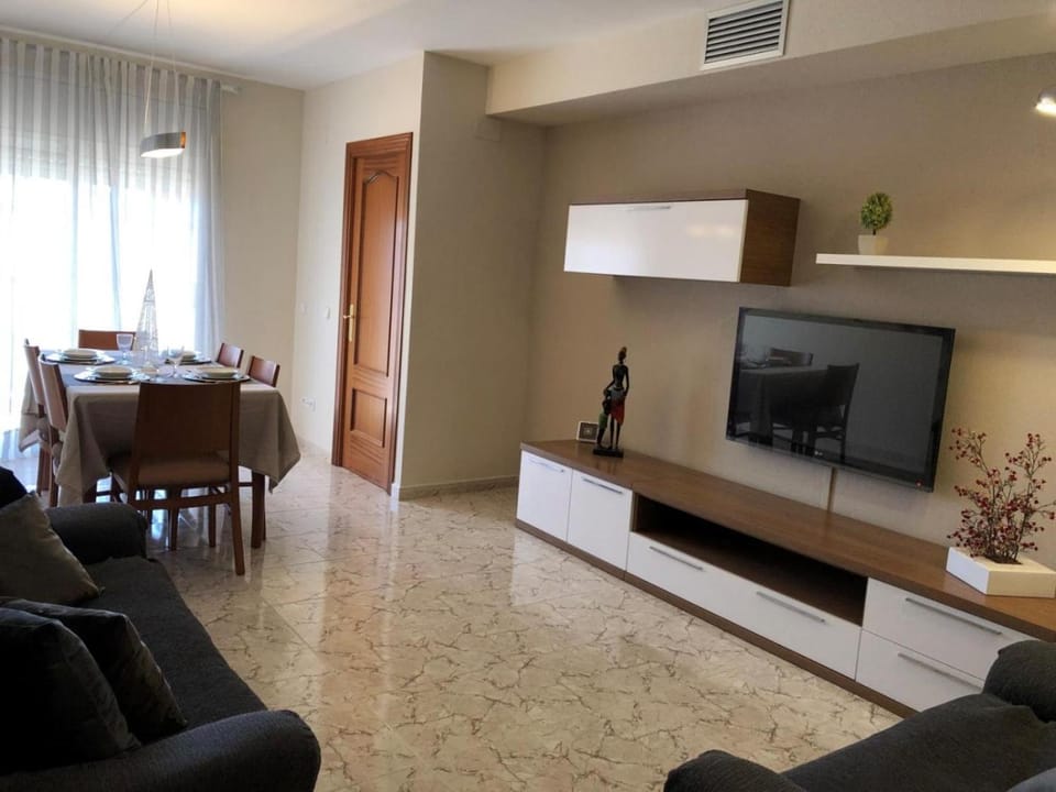 Living room, Dining area