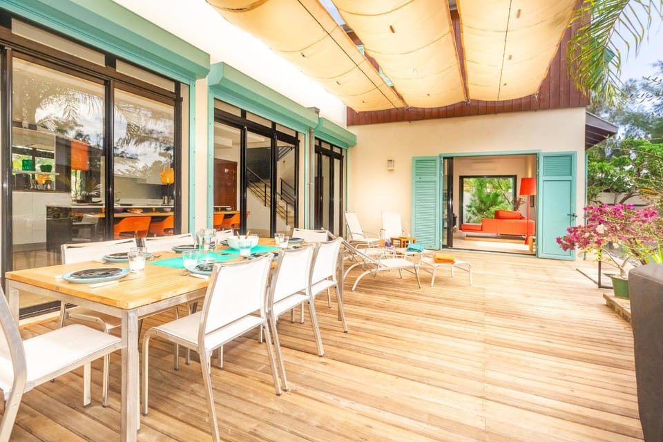 Patio, Dining area