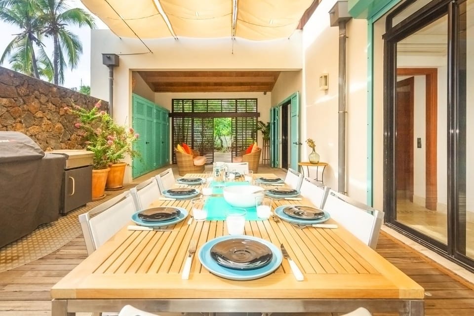 Food and drinks, Dining area