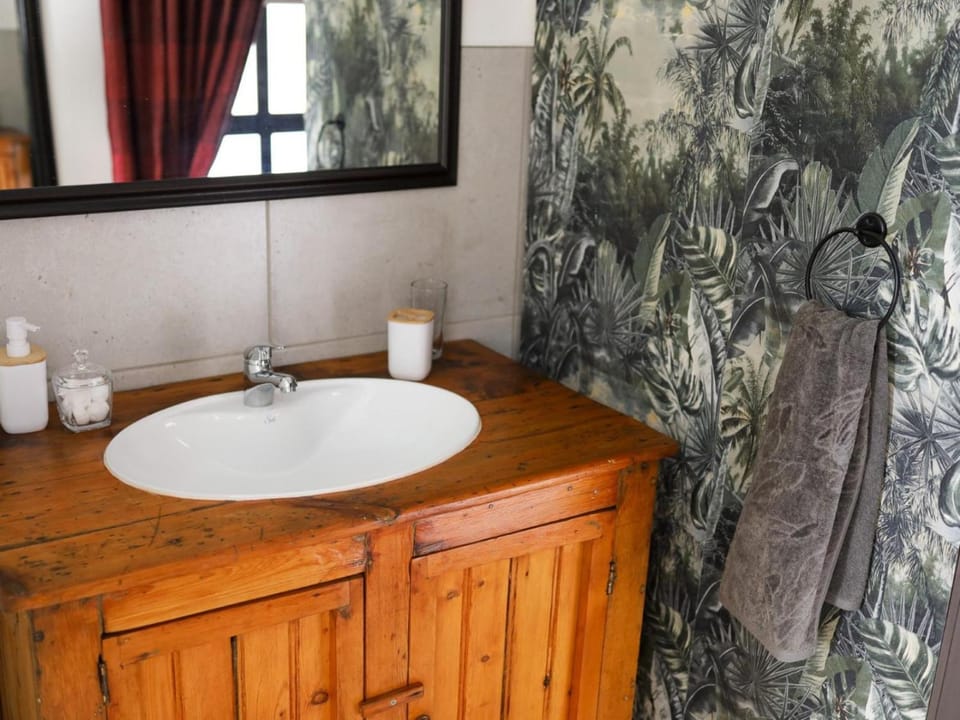 The Gamtoos Ferry Hotel Hotel in Eastern Cape