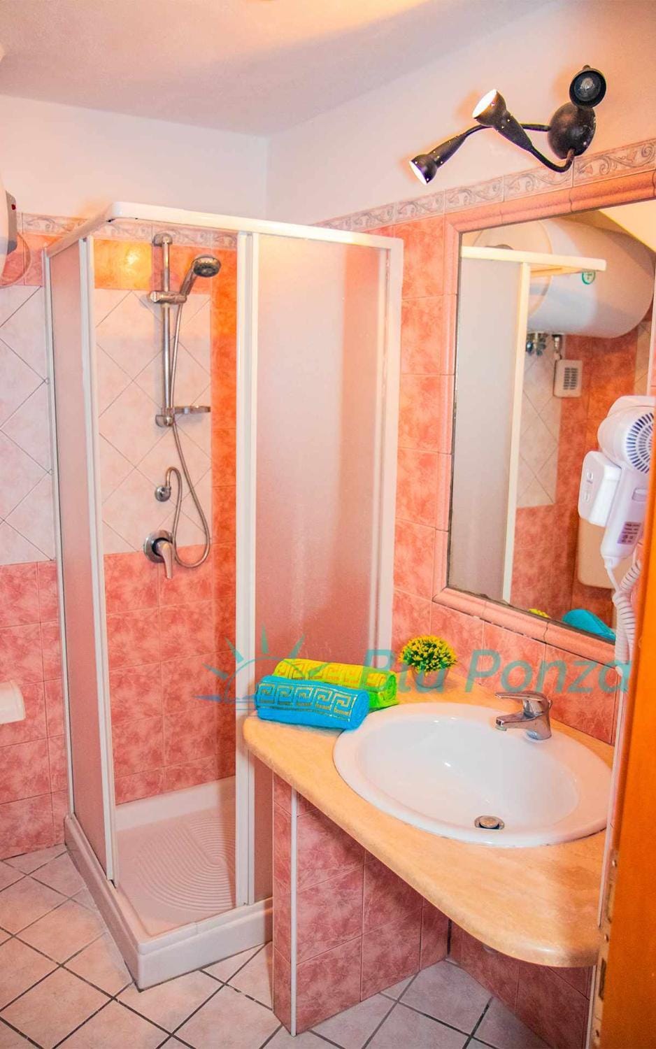 BluPonza - 8 posti in zona Mare - App Orchidea Apartment in Le Forna