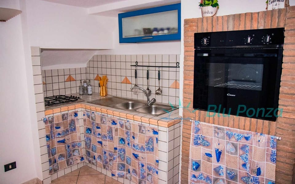 BluPonza - 8 posti in zona Mare - App Orchidea Apartment in Le Forna