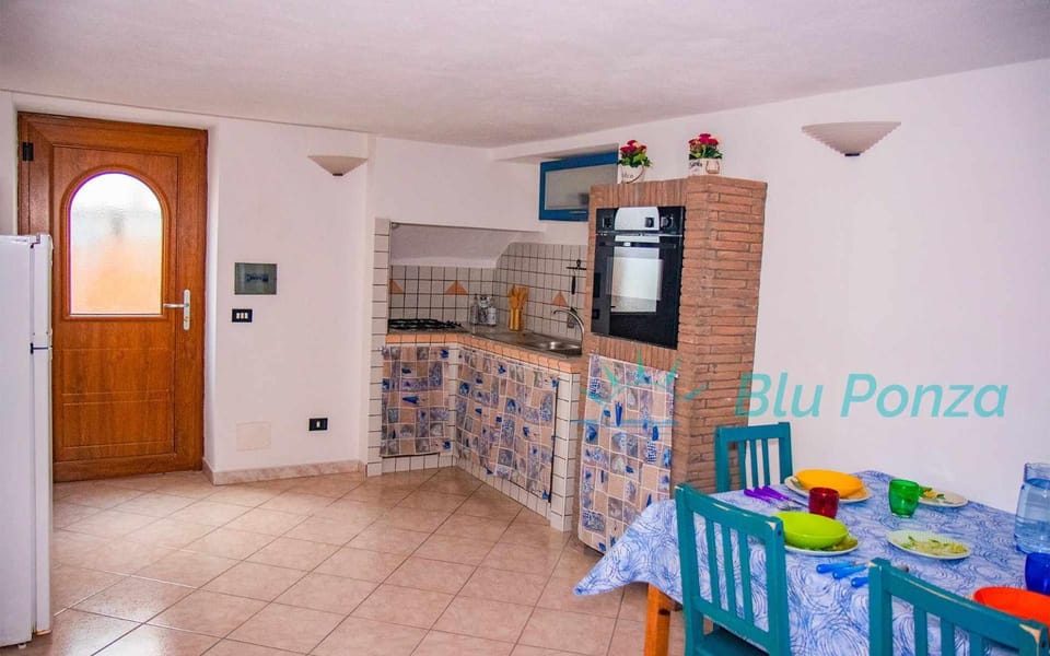 BluPonza - 8 posti in zona Mare - App Orchidea Apartment in Le Forna