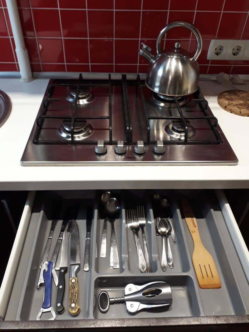 Coffee/tea facilities, Kitchen or kitchenette