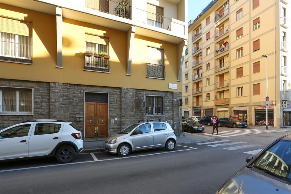 Property building, Facade/entrance