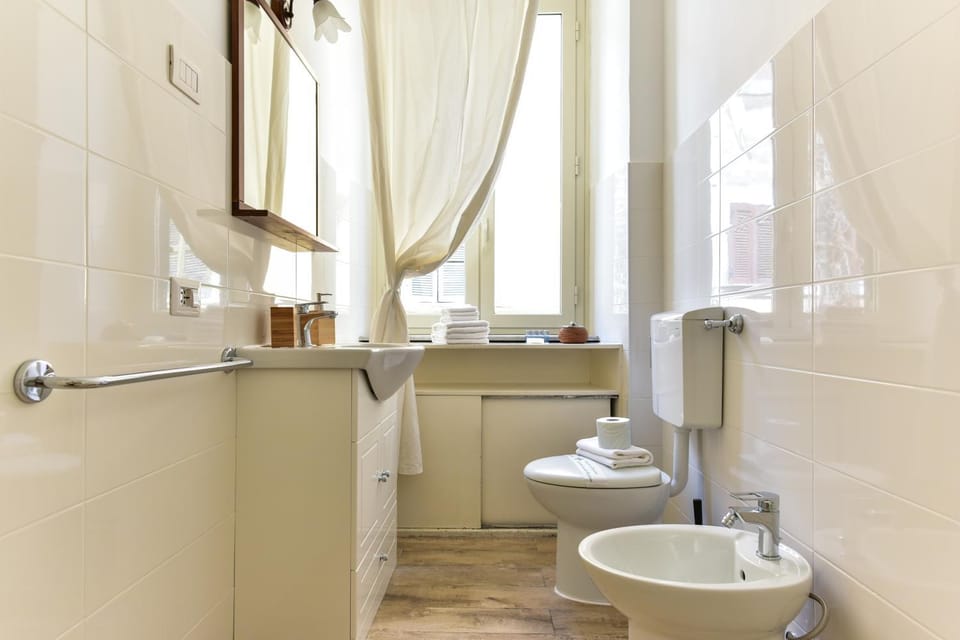 Trastevere Queen Apartment in Rome