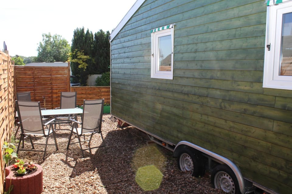 Property building, BBQ facilities