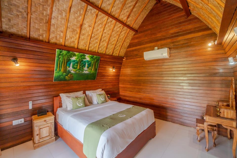 Bed, Photo of the whole room, Bedroom, air conditioner